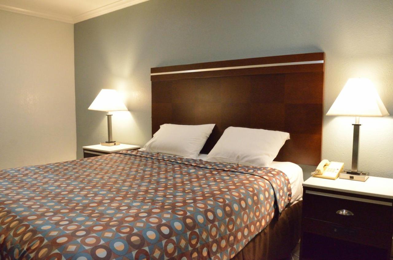 Welcome Inn Корона Экстерьер фото