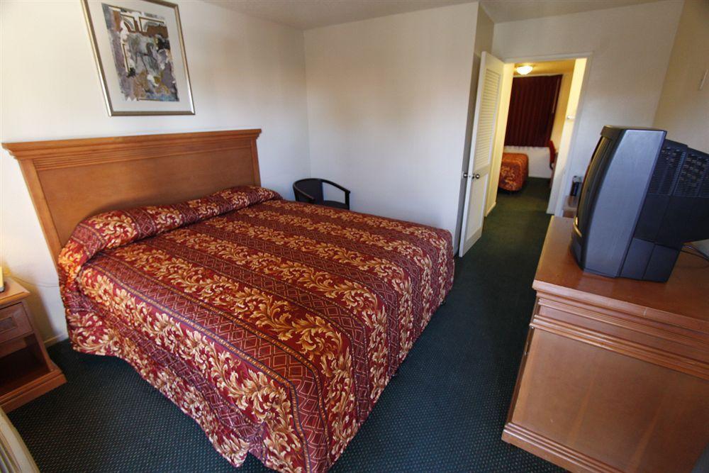 Welcome Inn Корона Экстерьер фото